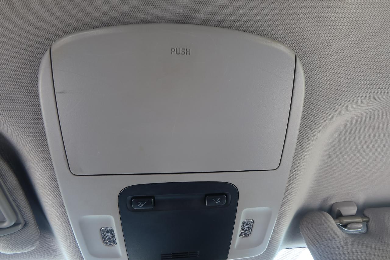 Toyota Camry XLE Auto (Natl) 2018