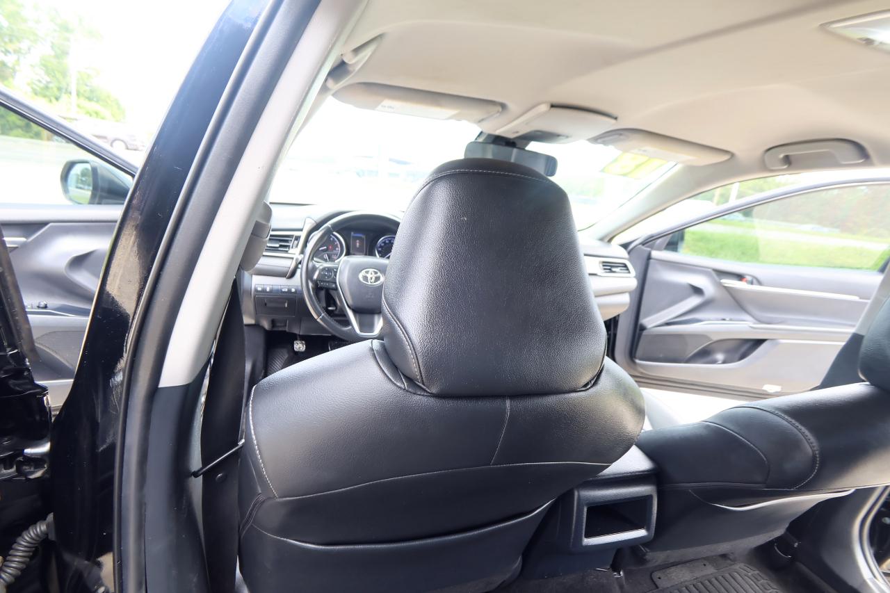 Toyota Camry XLE Auto (Natl) 2018