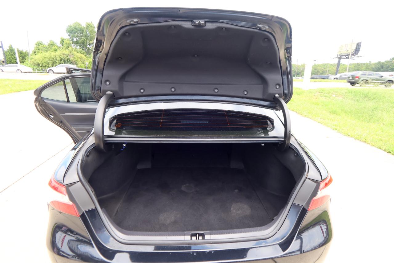 Toyota Camry XLE Auto (Natl) 2018