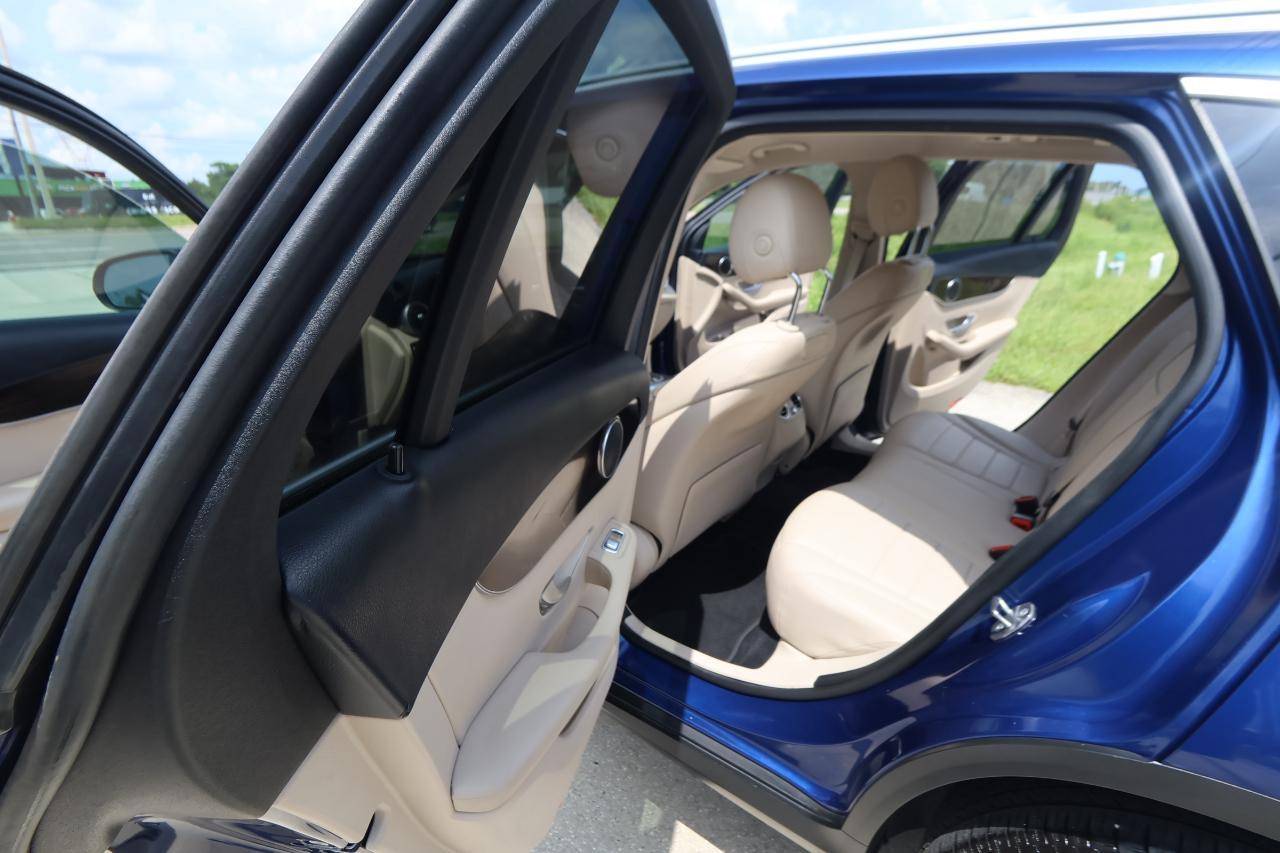 Mercedes-Benz GLC GLC 300 SUV 2019