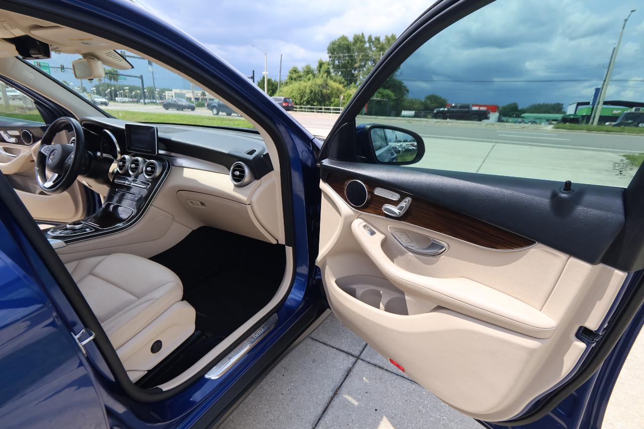 Mercedes-Benz GLC GLC 300 SUV 2019