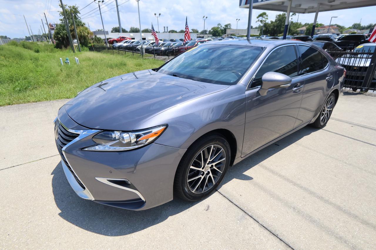Lexus ES ES 350 FWD 2017