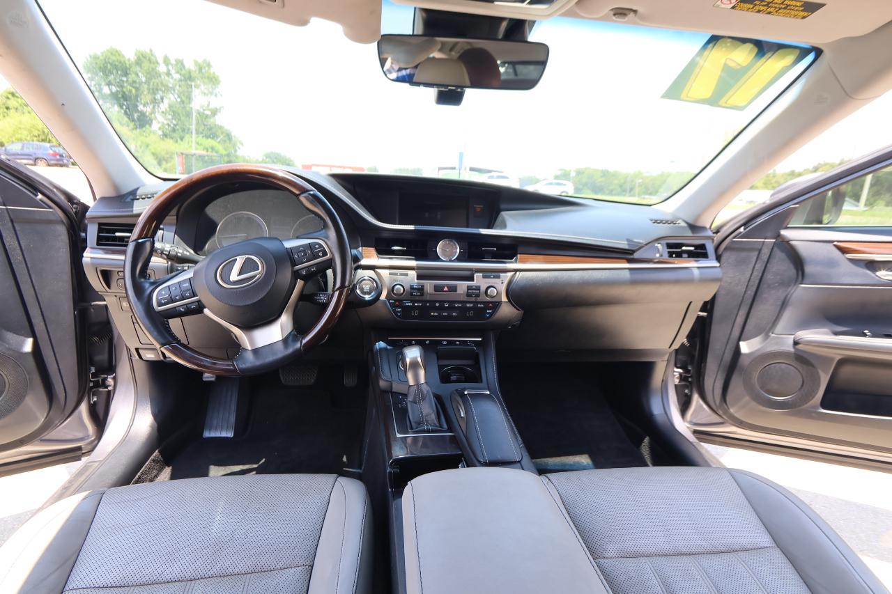 Lexus ES ES 350 FWD 2017