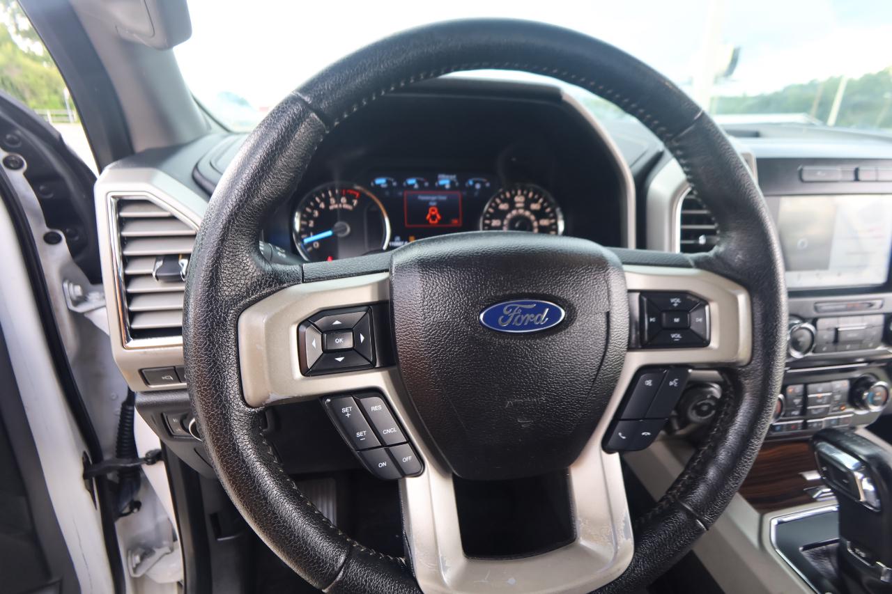 Ford F-150 2WD SuperCrew 157" Lariat 2016