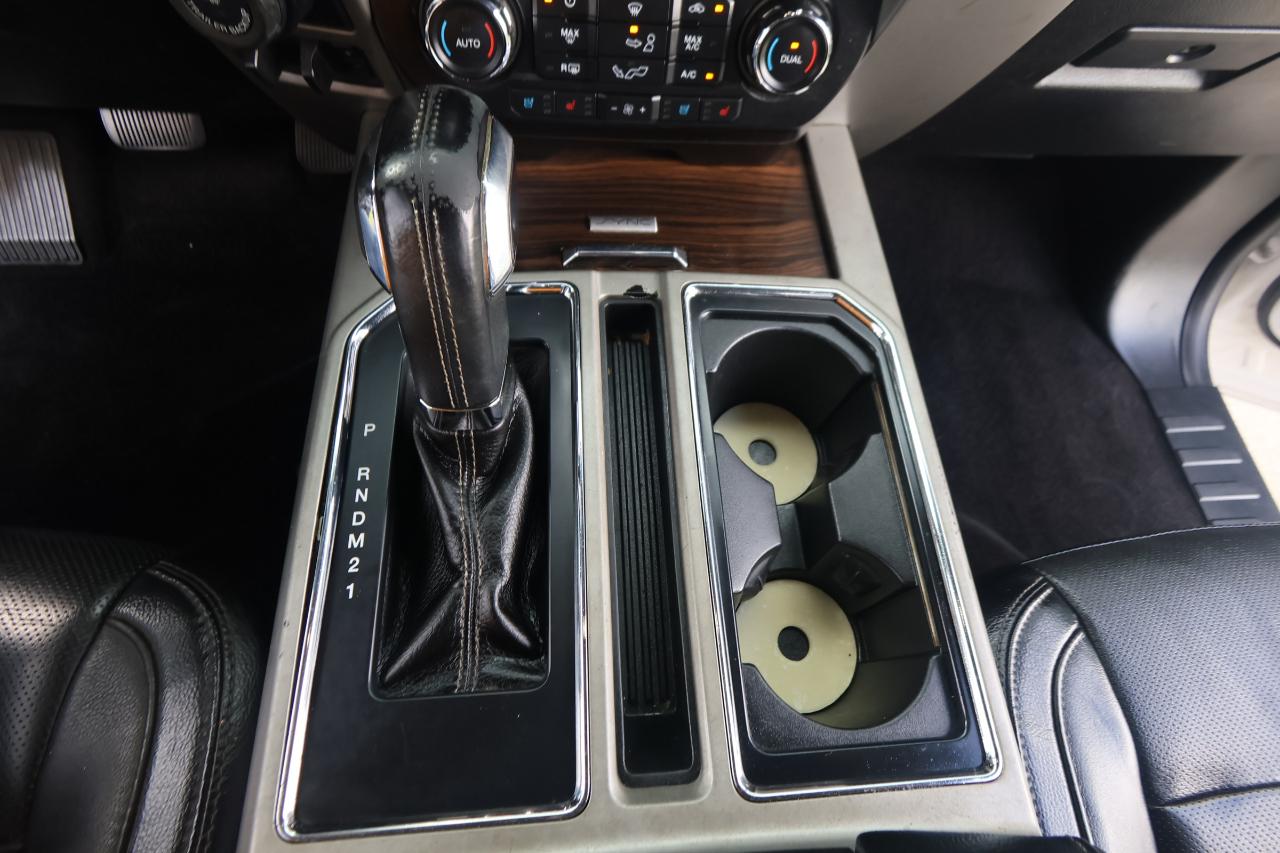 Ford F-150 2WD SuperCrew 157" Lariat 2016