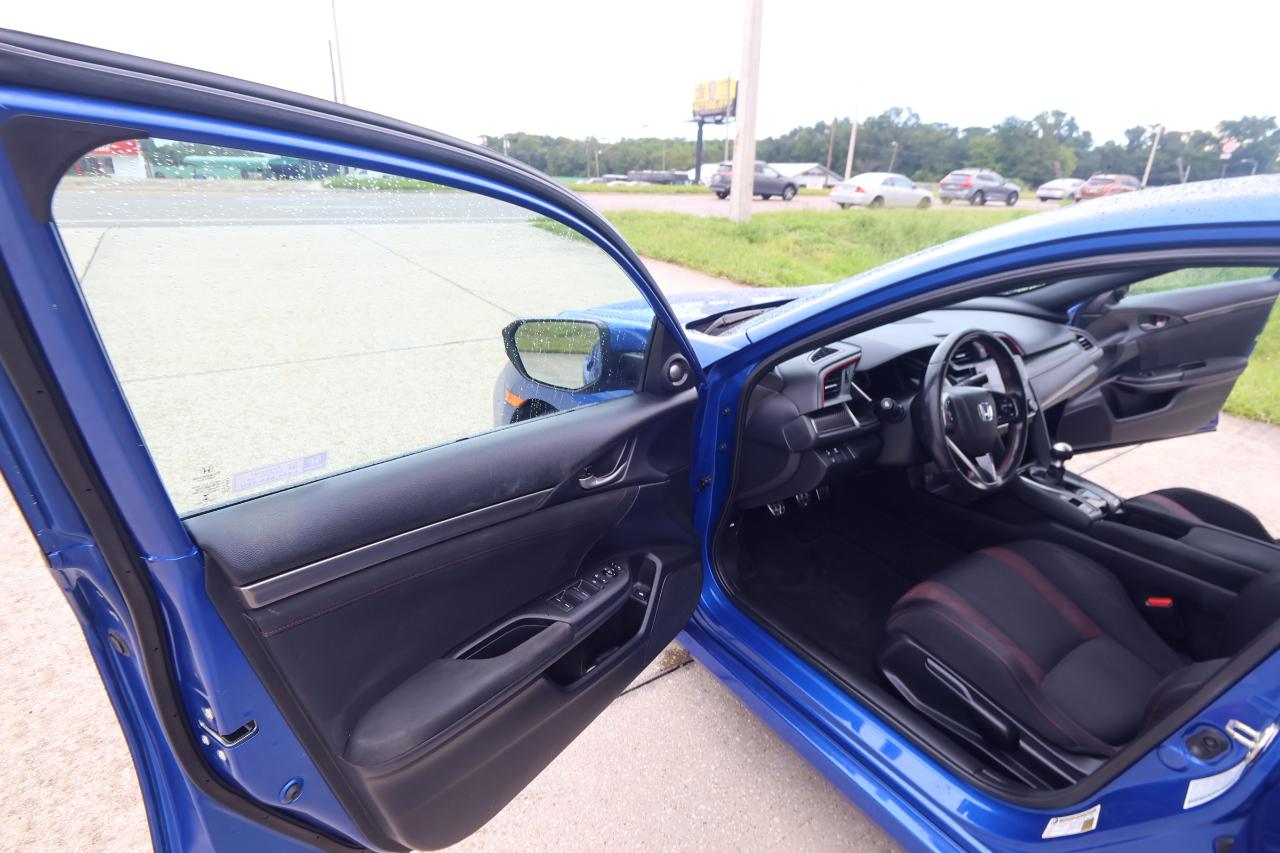 Honda Civic Si Sedan Manual w/Summer Tires 2020