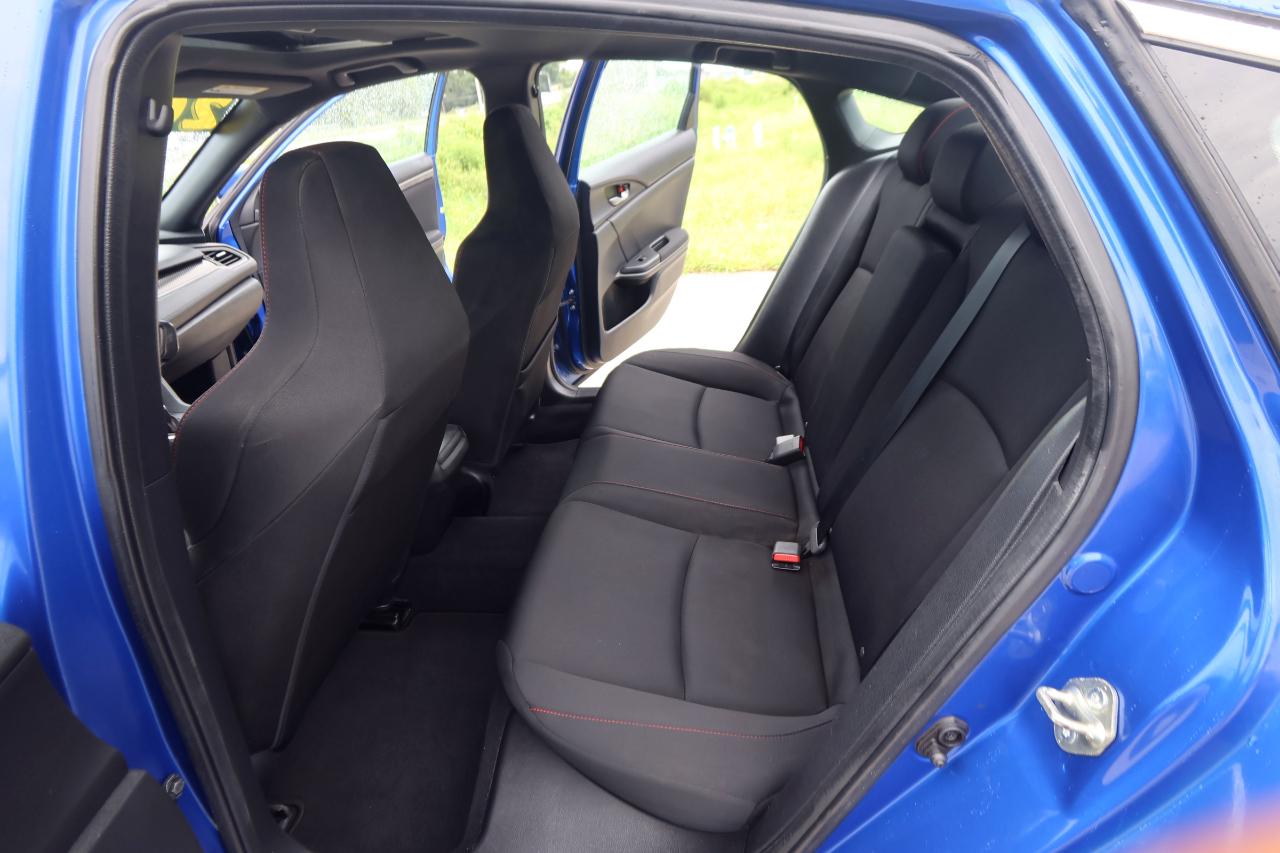 Honda Civic Si Sedan Manual w/Summer Tires 2020