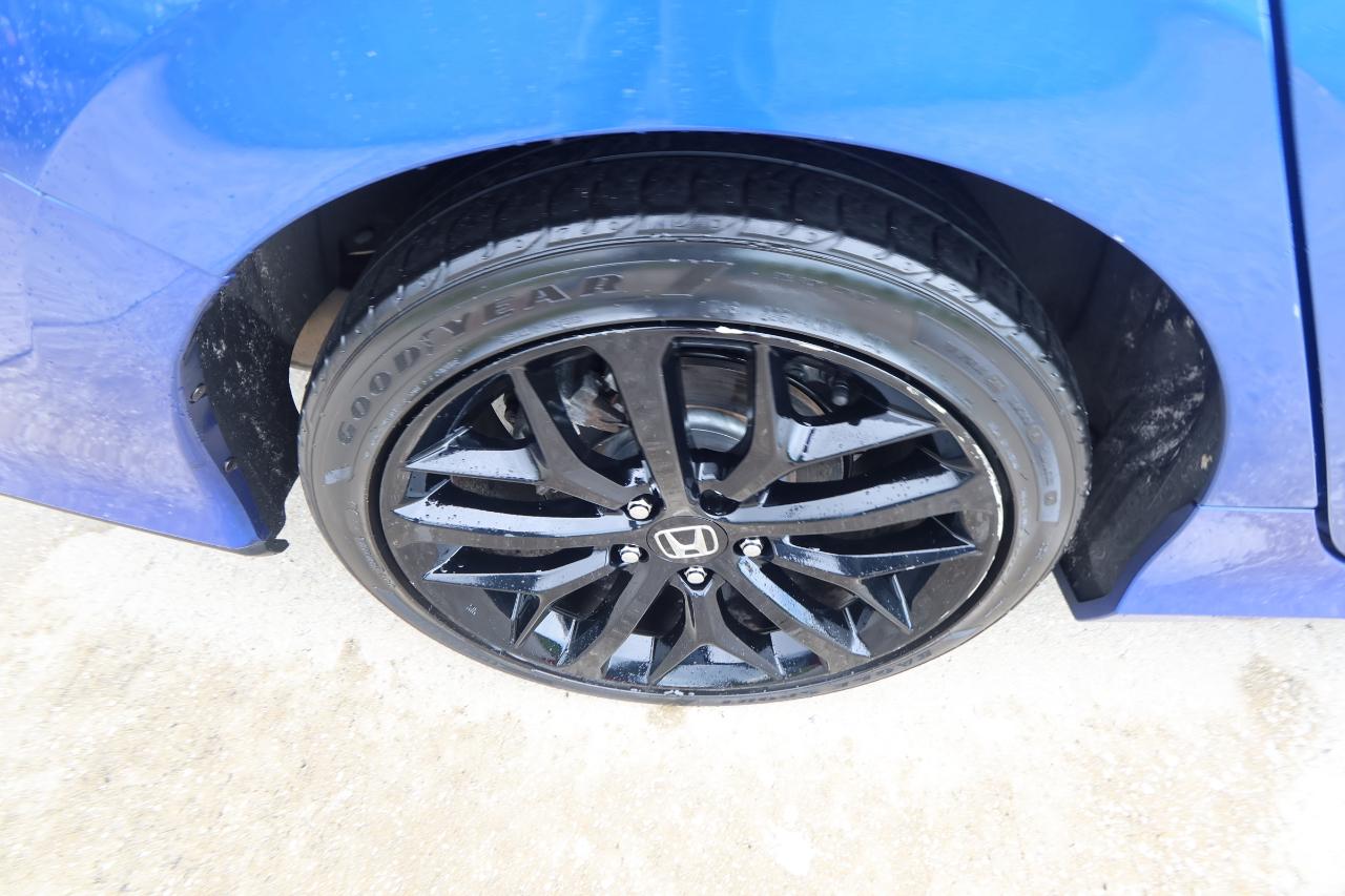 Honda Civic Si Sedan Manual w/Summer Tires 2020