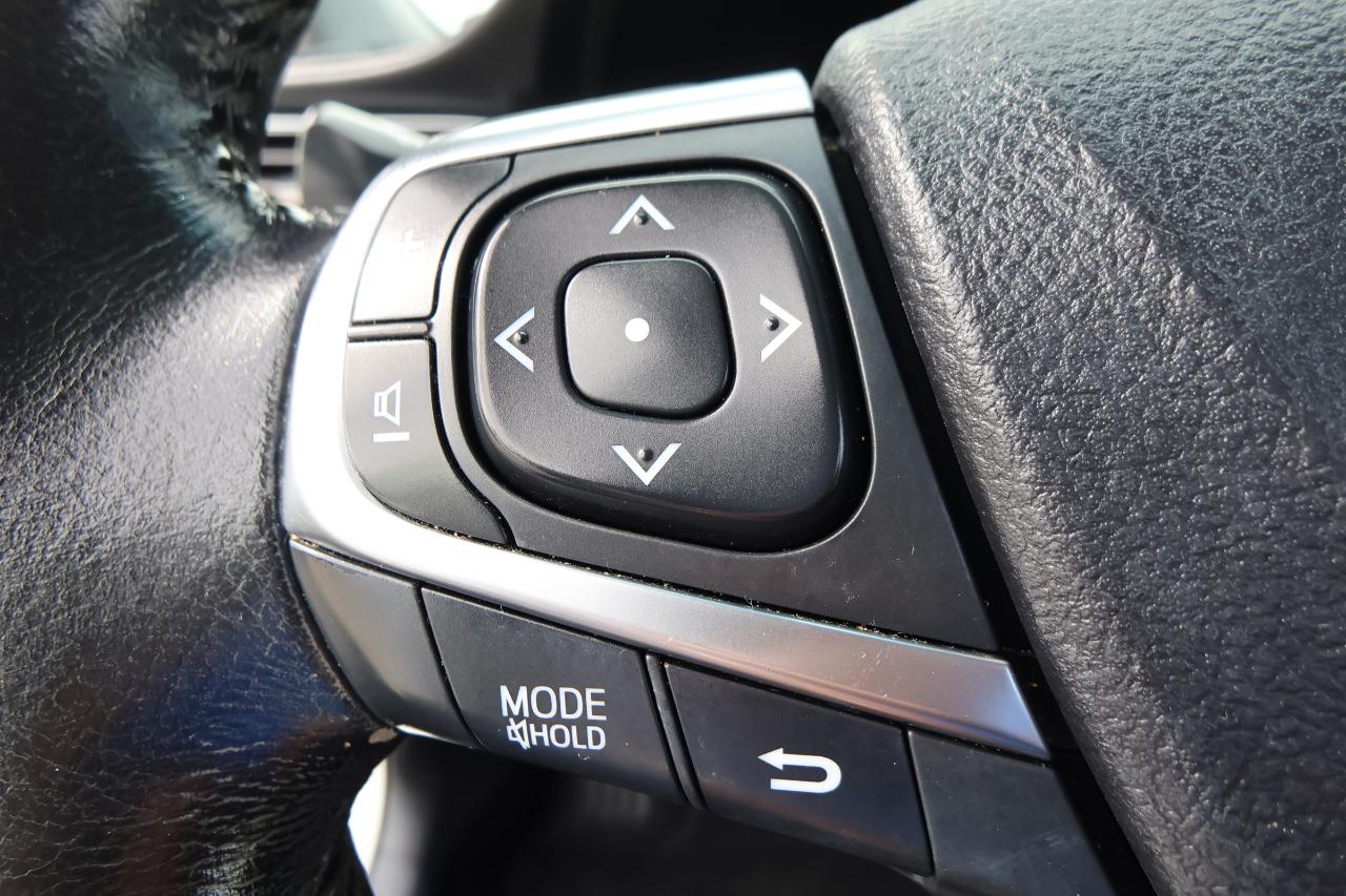 Toyota Camry 4dr Sdn I4 Auto XLE (Natl) 2015