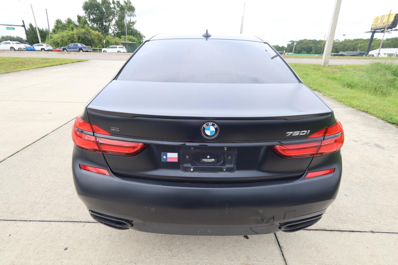 BMW 7 Series 750i Sedan 2017