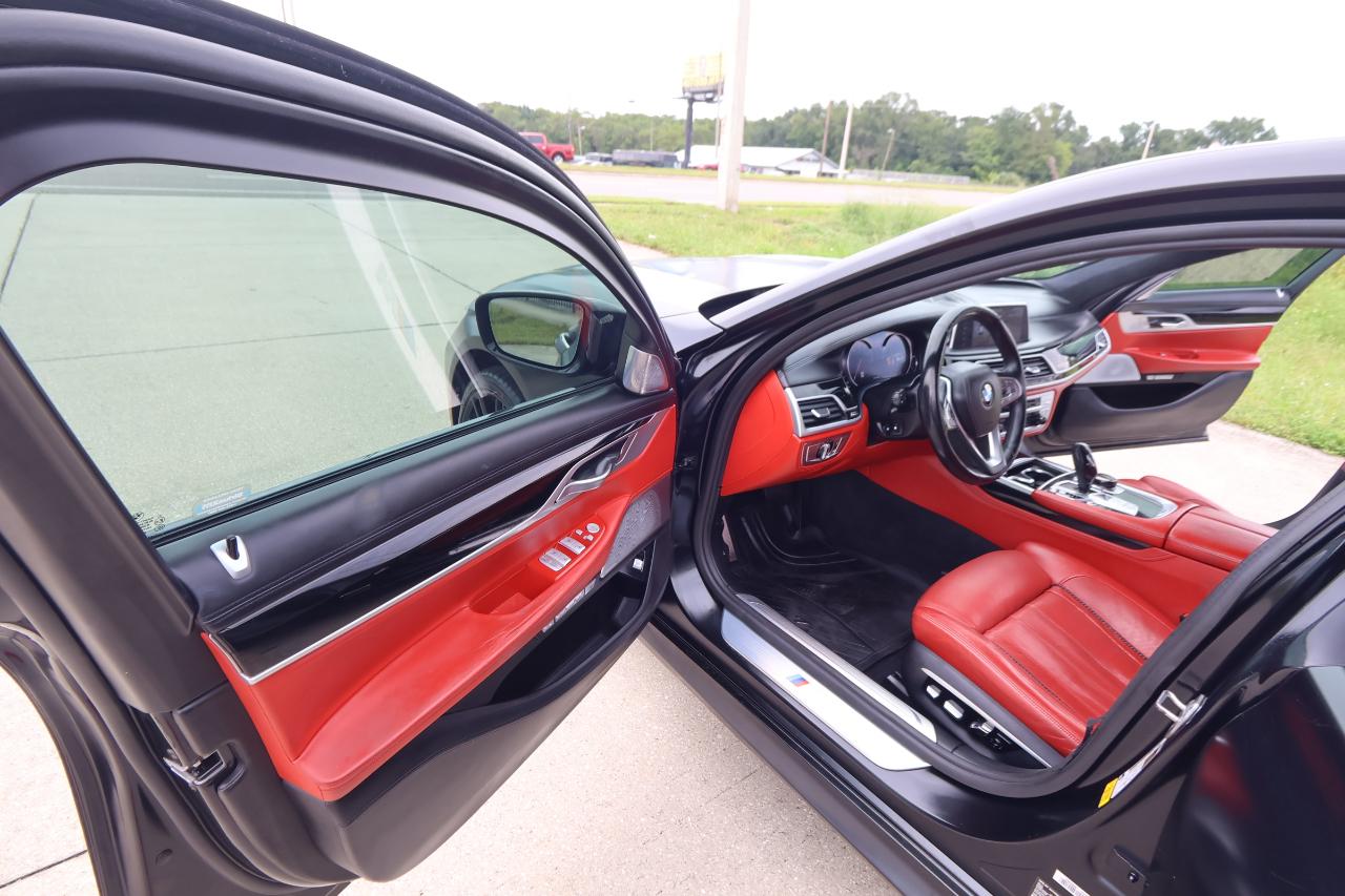 BMW 7 Series 750i Sedan 2017