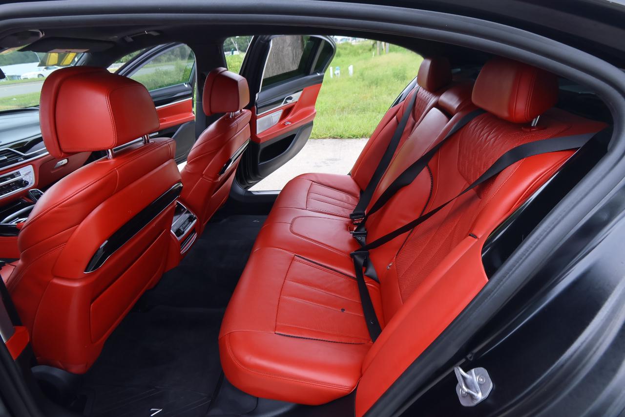 BMW 7 Series 750i Sedan 2017