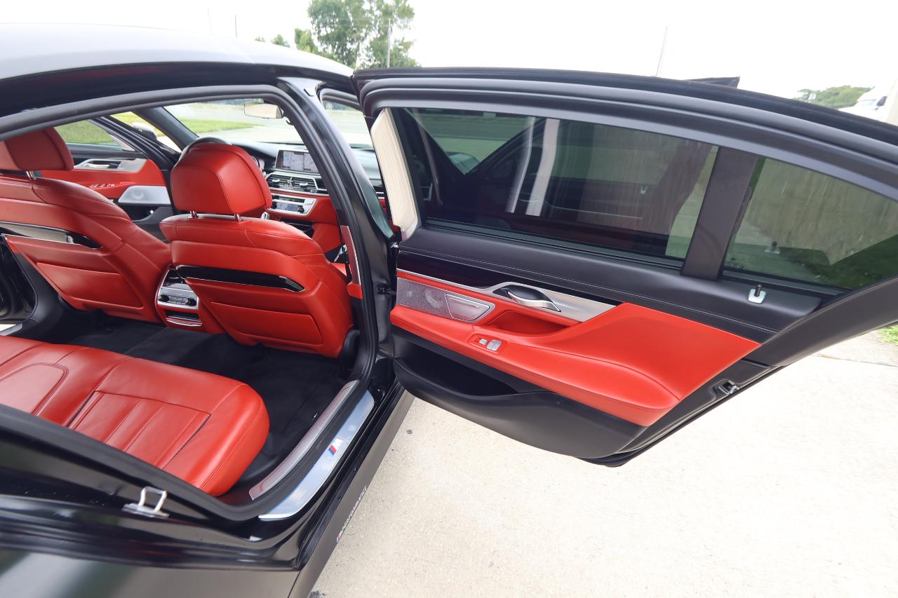 BMW 7 Series 750i Sedan 2017