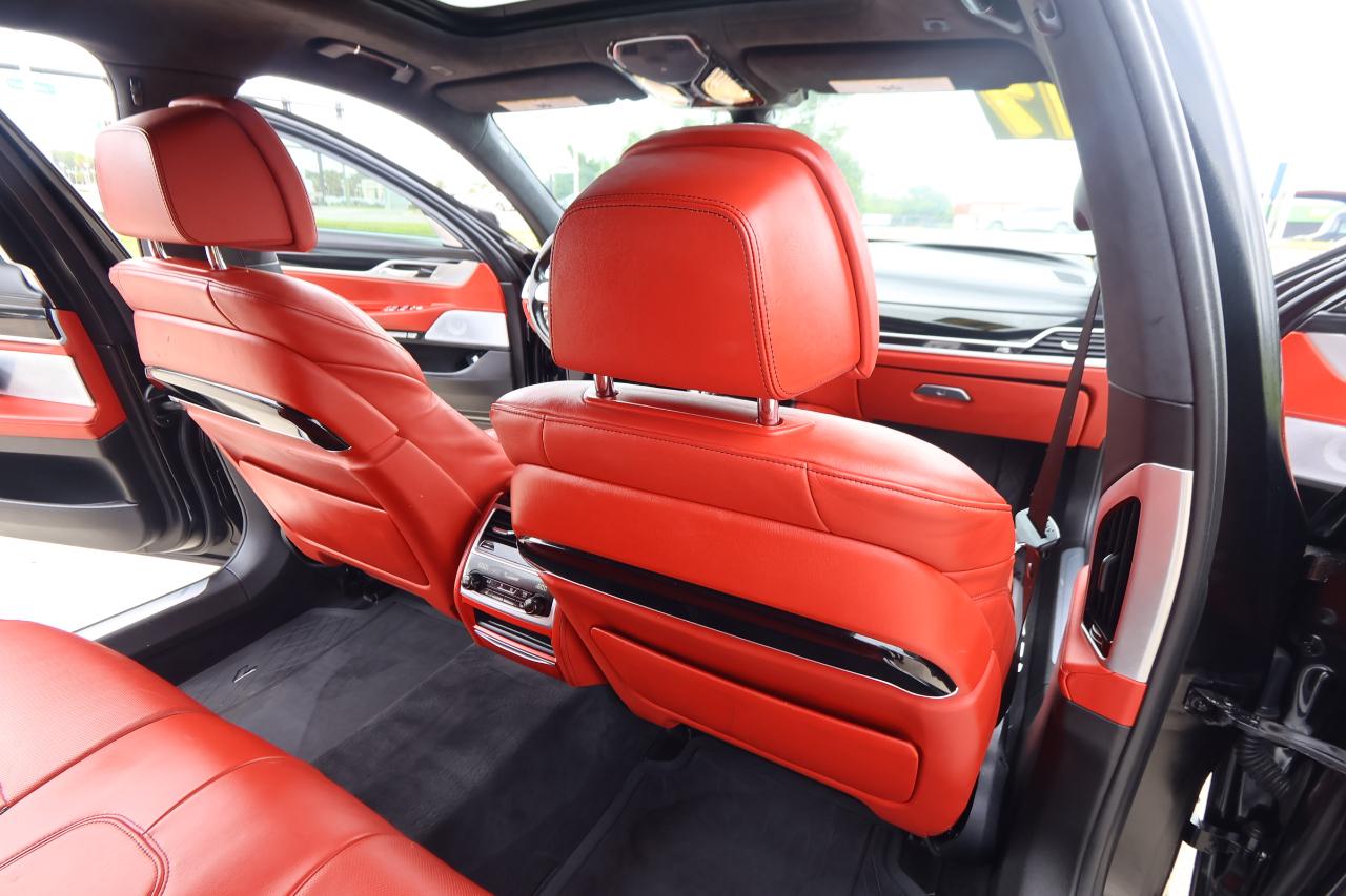 BMW 7 Series 750i Sedan 2017