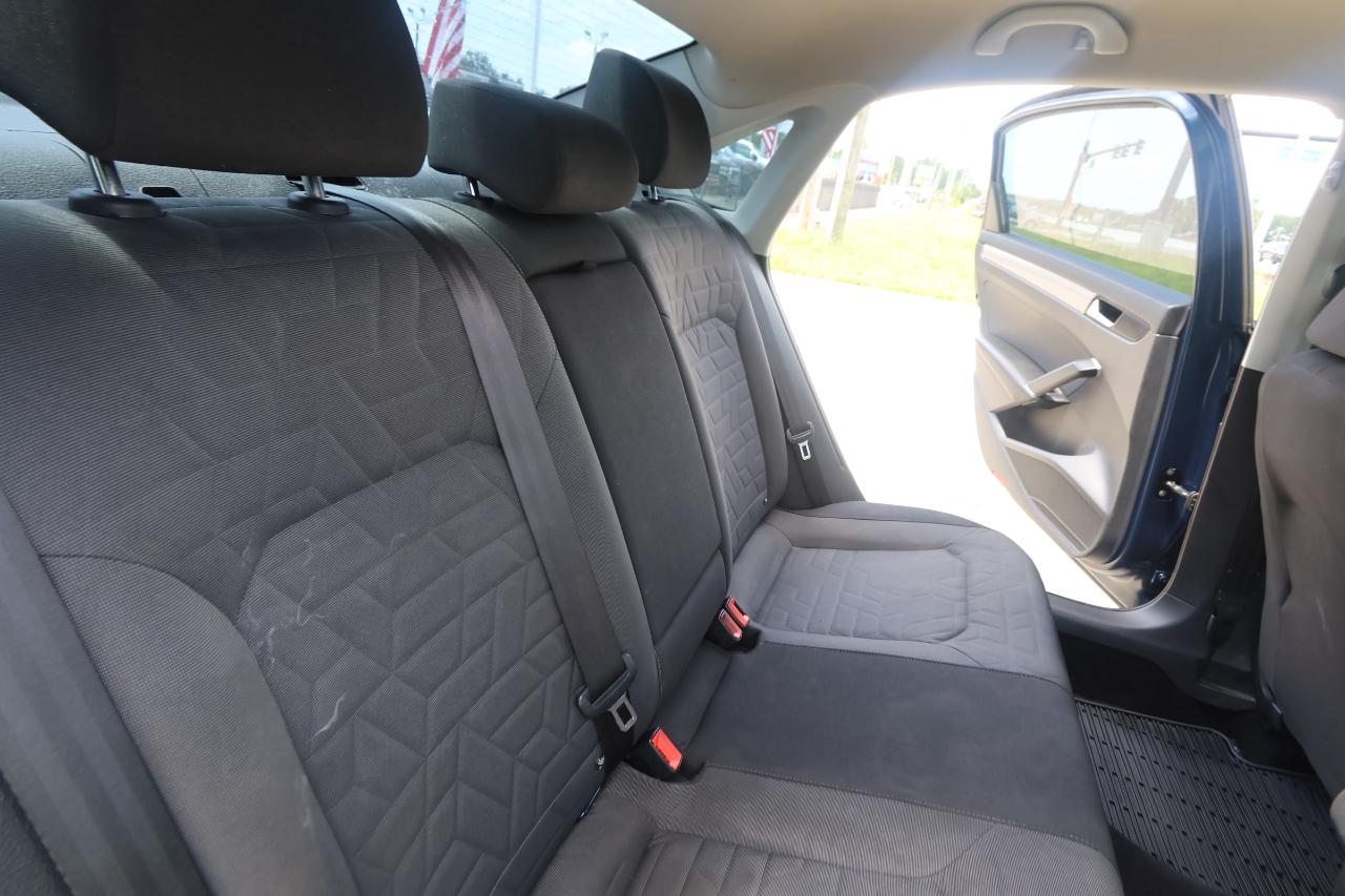 Volkswagen Passat 2.0T S Auto 2021