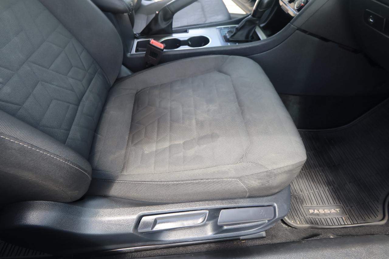 Volkswagen Passat 2.0T S Auto 2021