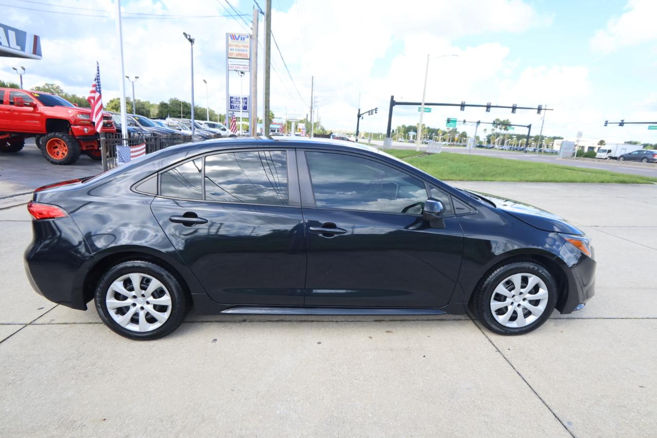 Toyota Corolla LE CVT (Natl) 2021