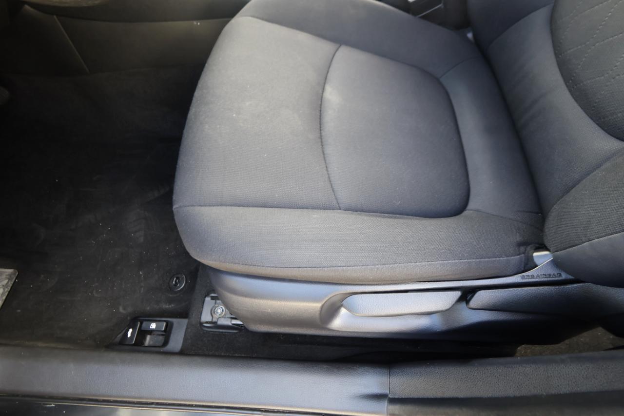 Toyota Corolla LE CVT (Natl) 2021