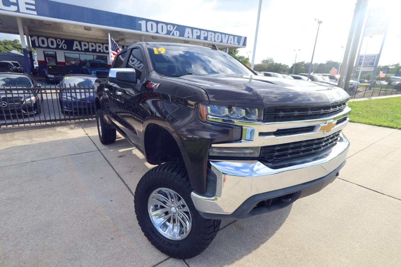 Chevrolet Silverado 1500 4WD Crew Cab 147" LT 2019