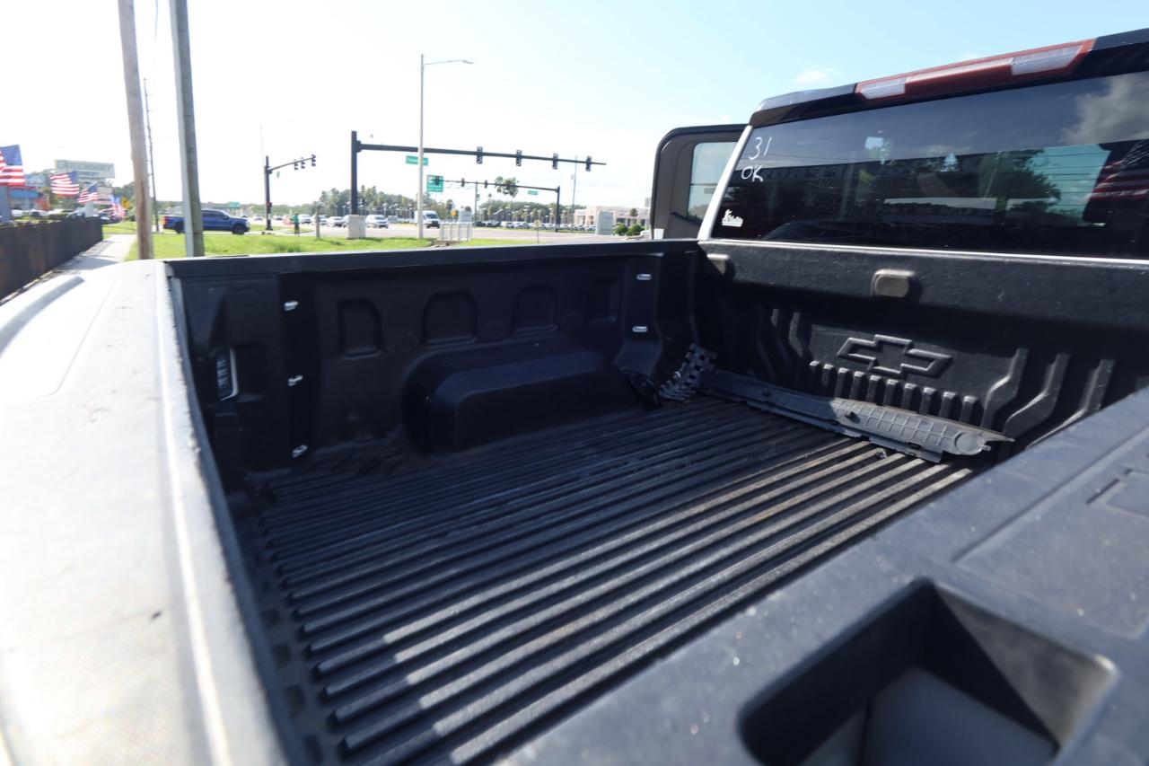 Chevrolet Silverado 1500 4WD Crew Cab 147" Custom Trail Boss 2020