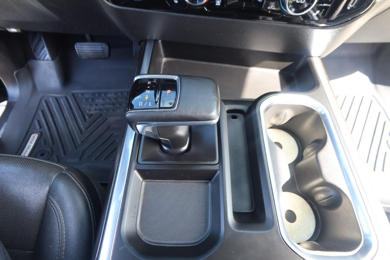 GMC Sierra 1500 4WD Crew Cab 147" SLT 2023