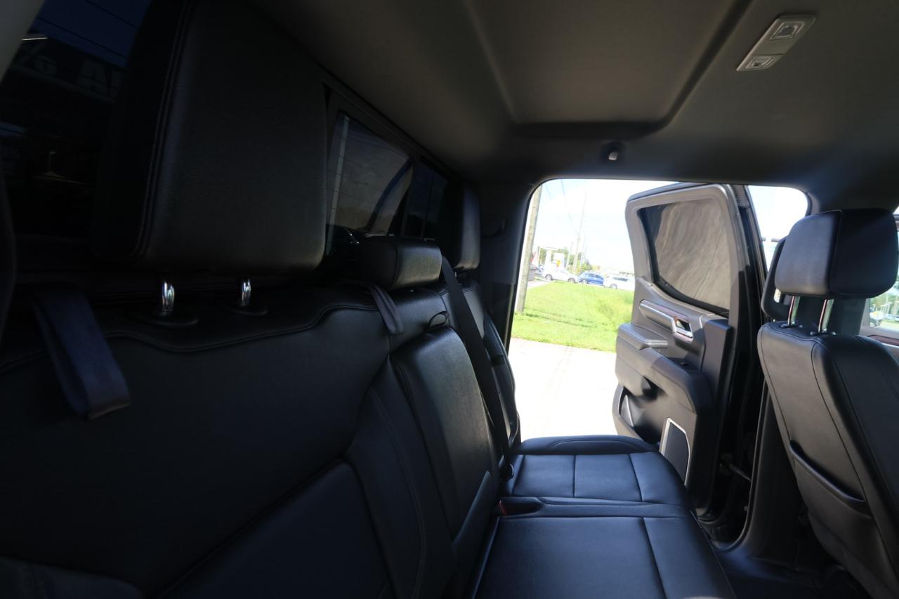GMC Sierra 1500 4WD Crew Cab 147" SLT 2023