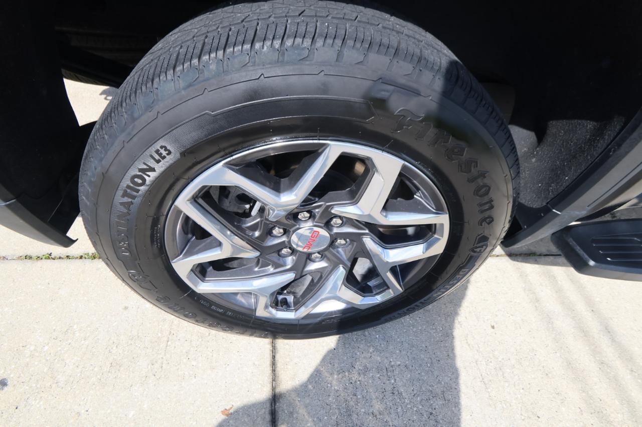 GMC Sierra 1500 4WD Crew Cab 147" SLT 2023