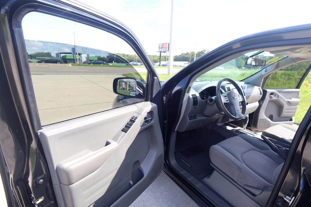Nissan Frontier Crew Cab 4x2 SV Auto 2019