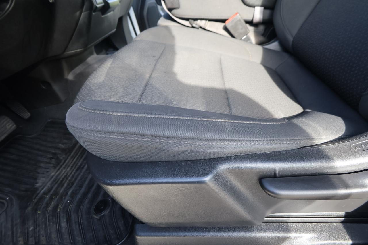 Chevrolet Silverado 1500 LTD 2WD Crew Cab 147" Custom 2022