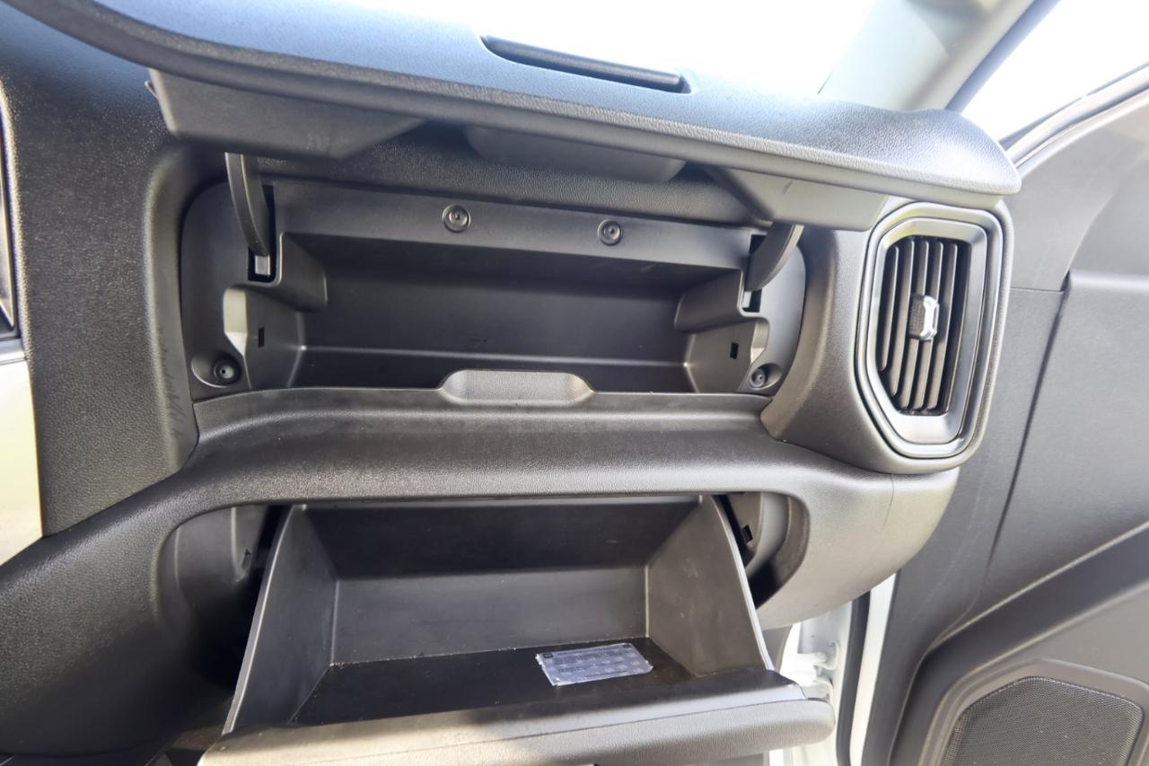 Chevrolet Silverado 1500 LTD 2WD Crew Cab 147" Custom 2022
