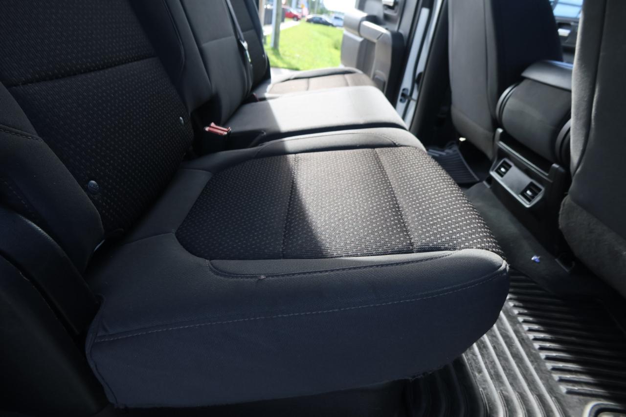 Chevrolet Silverado 1500 LTD 2WD Crew Cab 147" Custom 2022