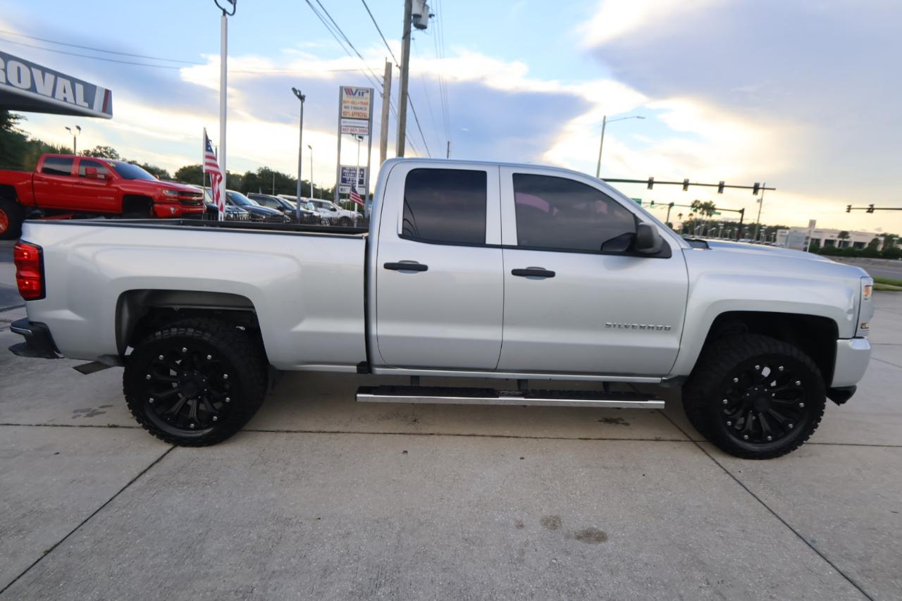 Chevrolet Silverado 1500 2WD Double Cab 143.5" Custom 2018