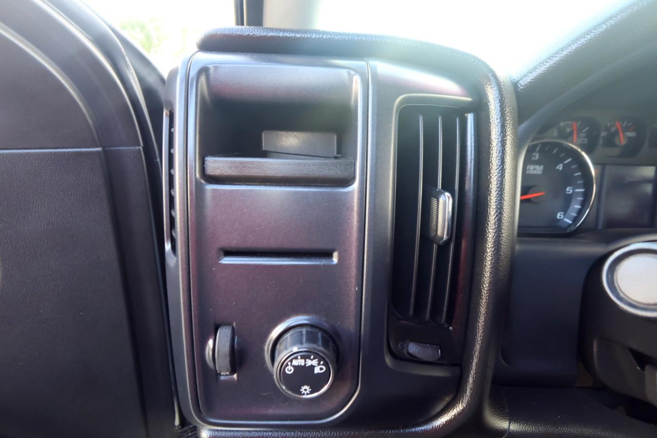 Chevrolet Silverado 1500 2WD Double Cab 143.5" Custom 2018