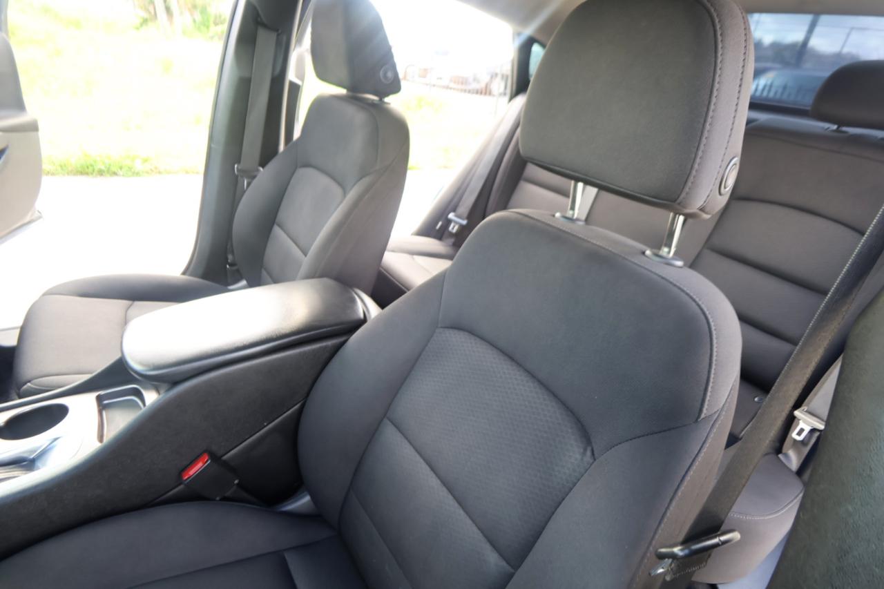 Chevrolet Malibu 4dr Sdn RS w/1SP 2019