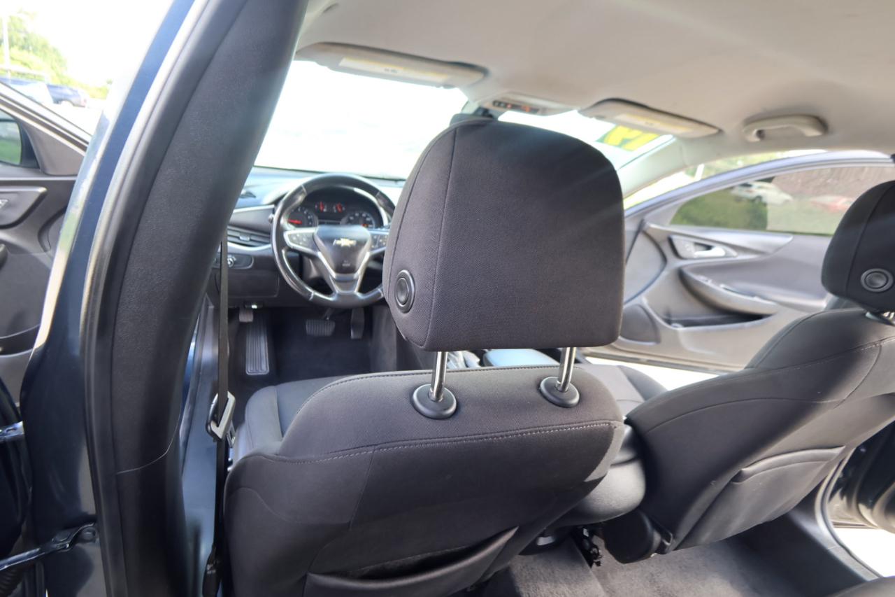 Chevrolet Malibu 4dr Sdn RS w/1SP 2019