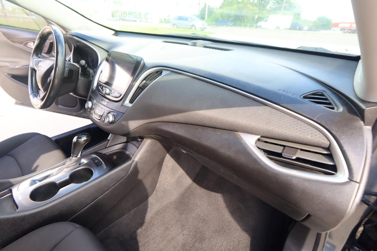 Chevrolet Malibu 4dr Sdn RS w/1SP 2019