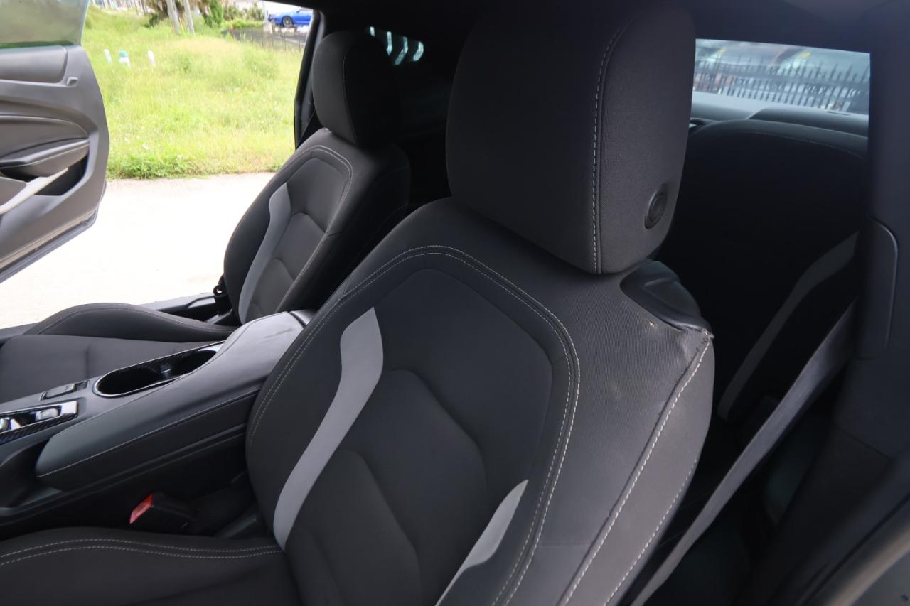 Chevrolet Camaro 2dr Cpe 1LT 2019