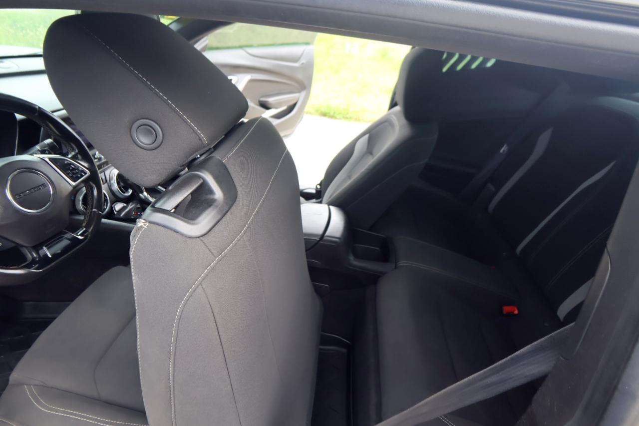 Chevrolet Camaro 2dr Cpe 1LT 2019