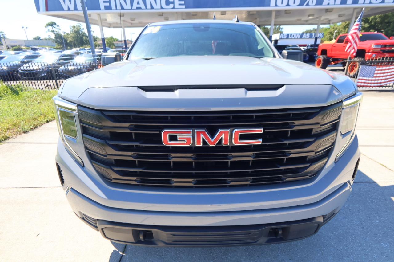 GMC Sierra 1500 4WD Crew Cab 147" Pro 2024