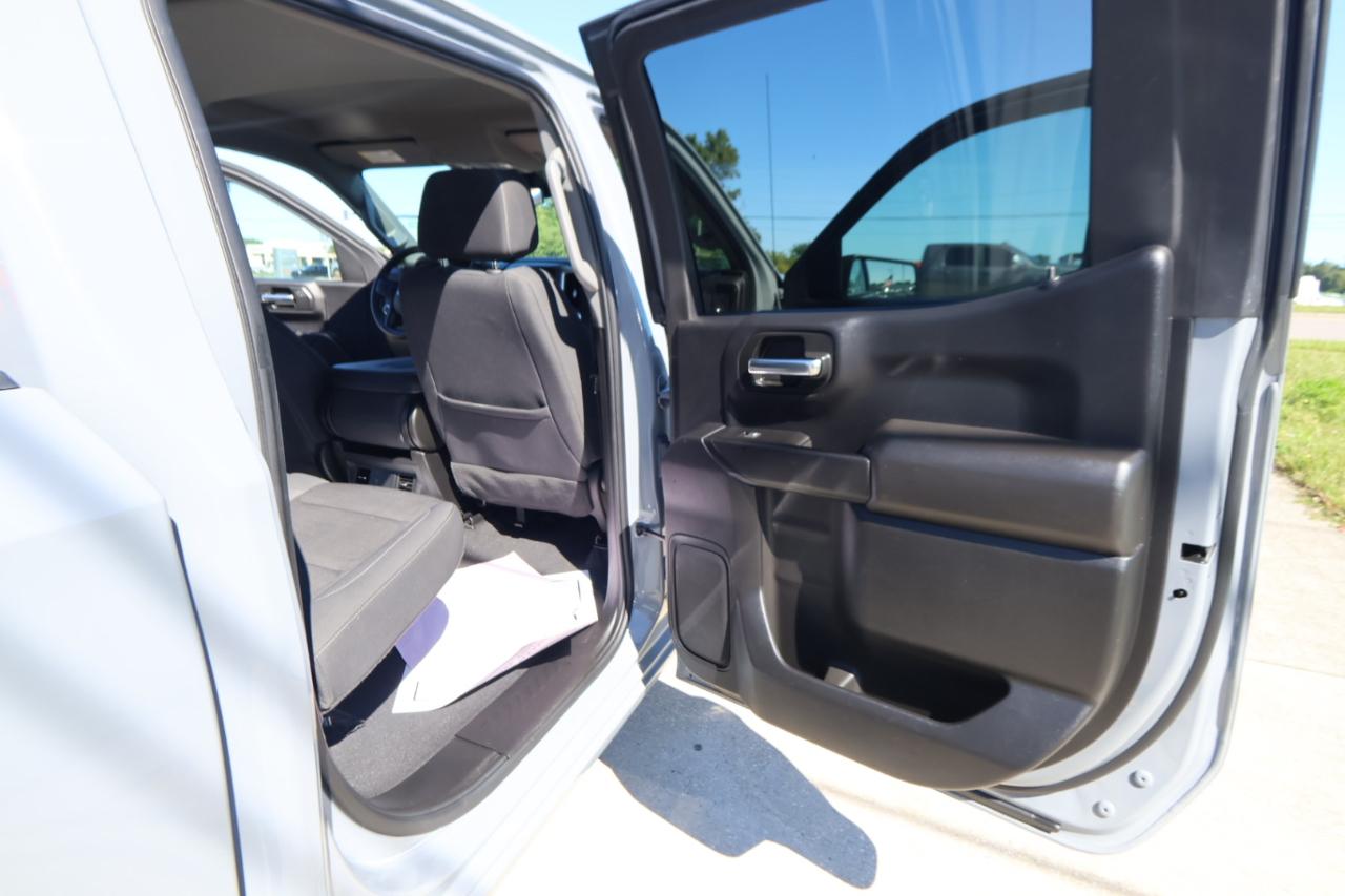 GMC Sierra 1500 4WD Crew Cab 147" Pro 2024