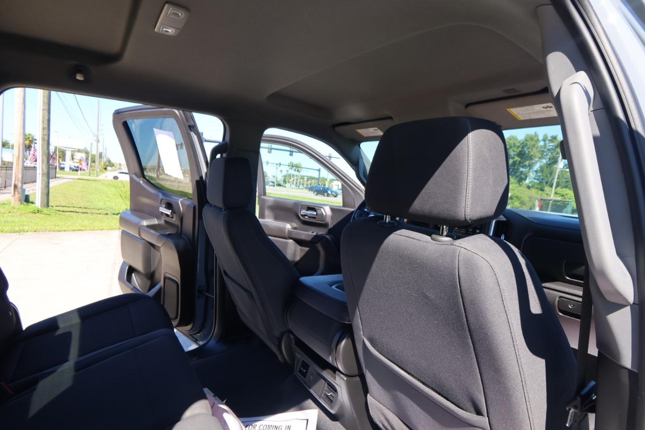 GMC Sierra 1500 4WD Crew Cab 147" Pro 2024