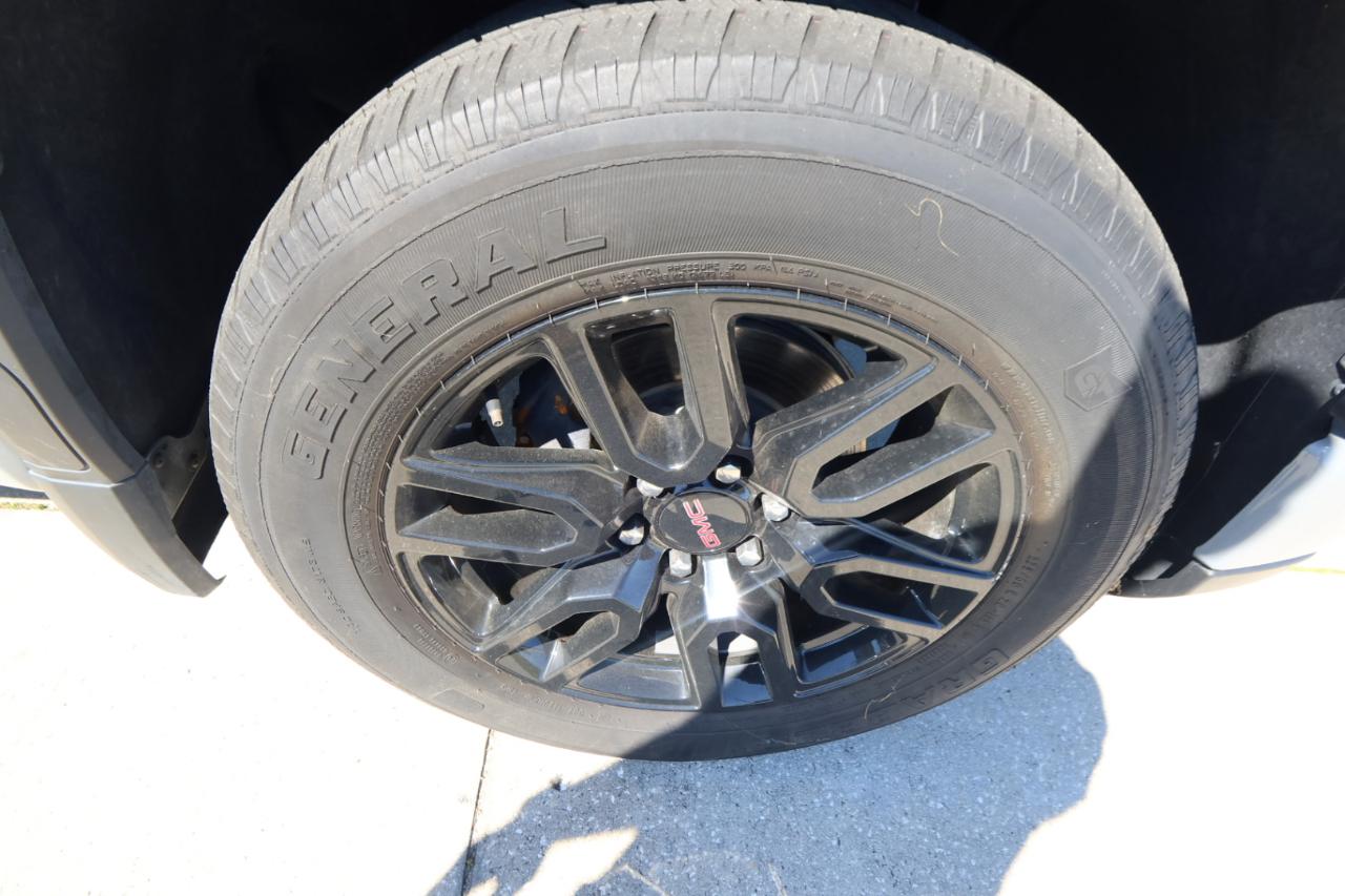 GMC Sierra 1500 4WD Crew Cab 147" Pro 2024