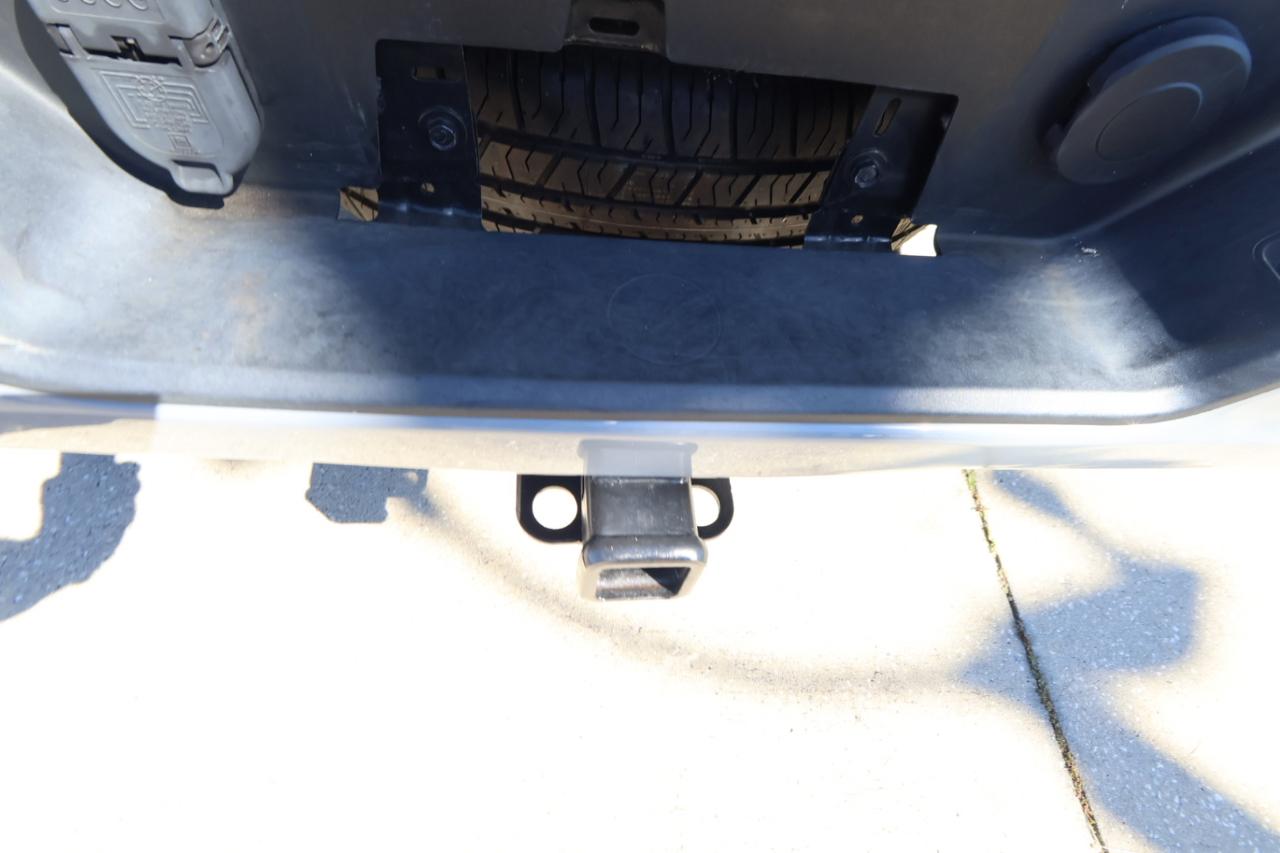 GMC Sierra 1500 4WD Crew Cab 147" Pro 2024