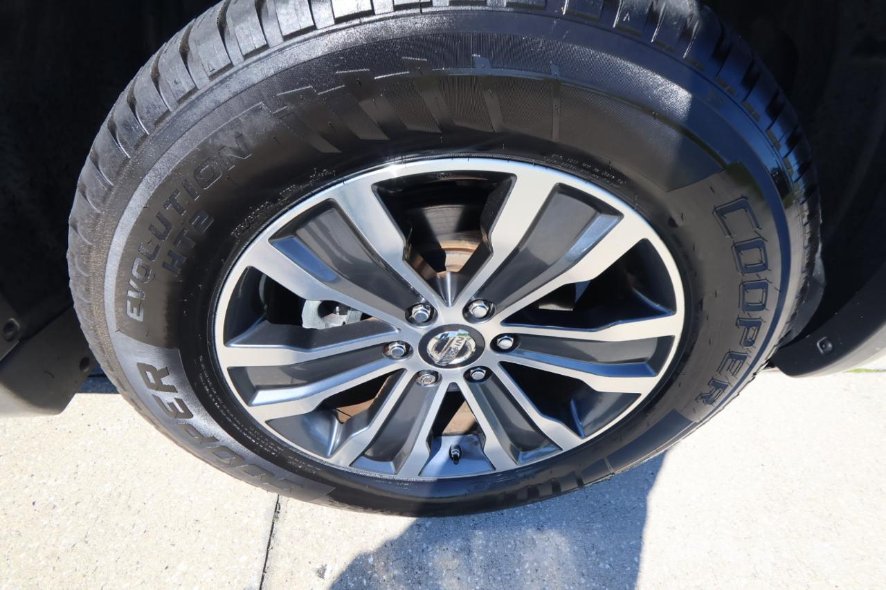 Nissan Armada 4x4 SL 2017
