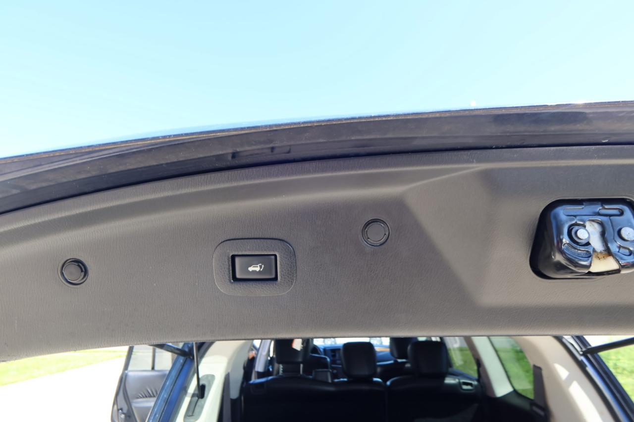 Nissan Armada 4x4 SL 2017
