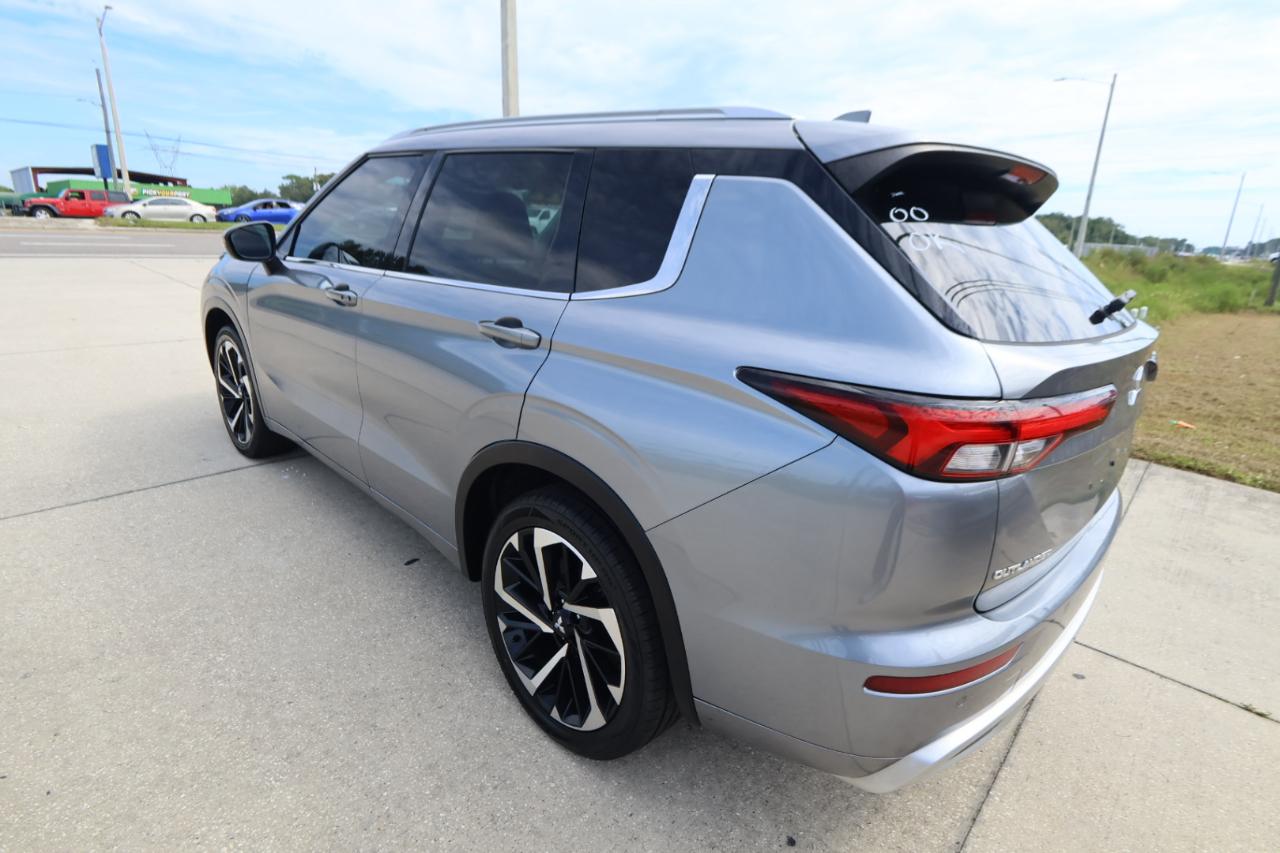 Mitsubishi Outlander SEL S-AWC 2022