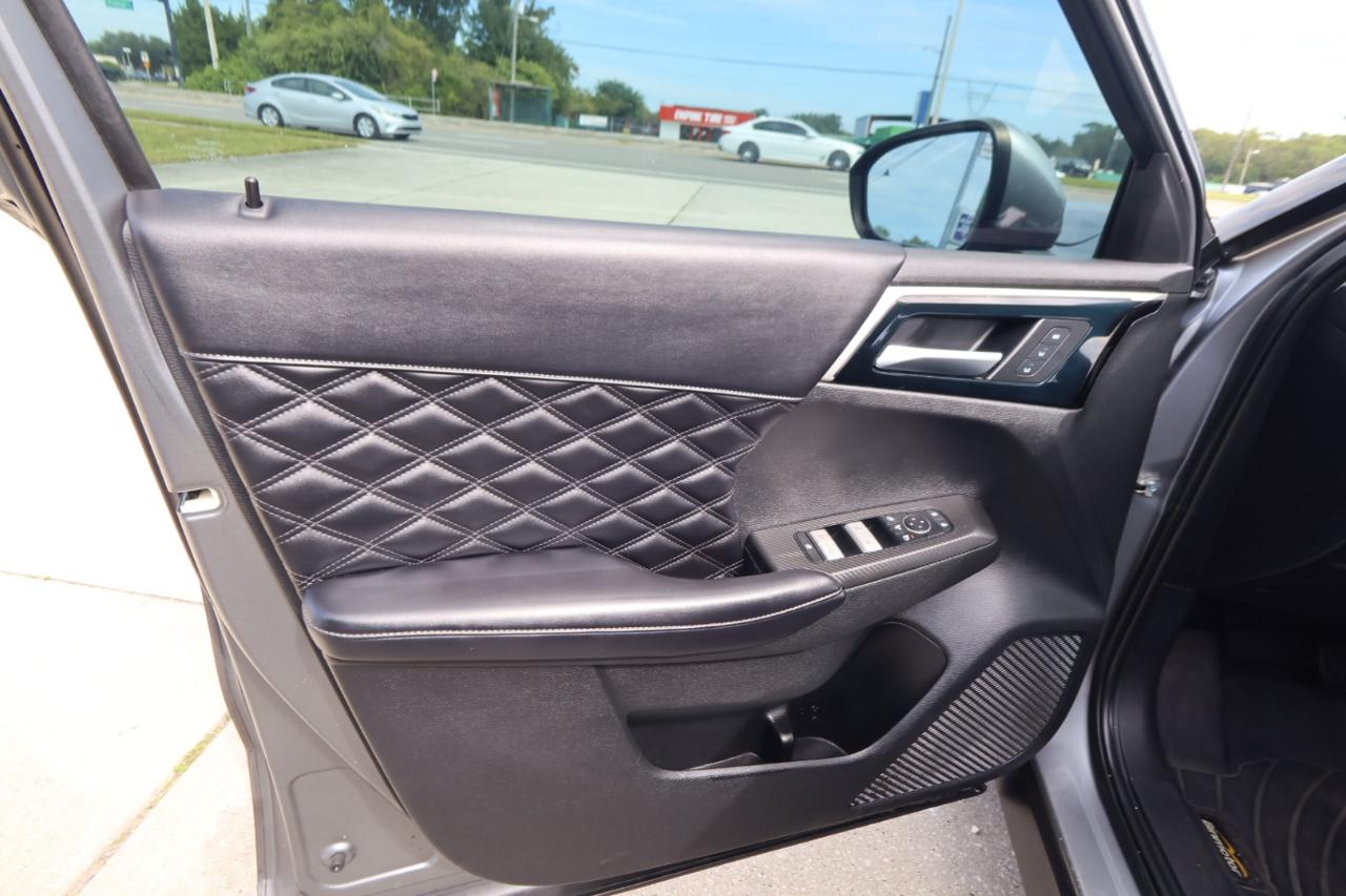 Mitsubishi Outlander SEL S-AWC 2022
