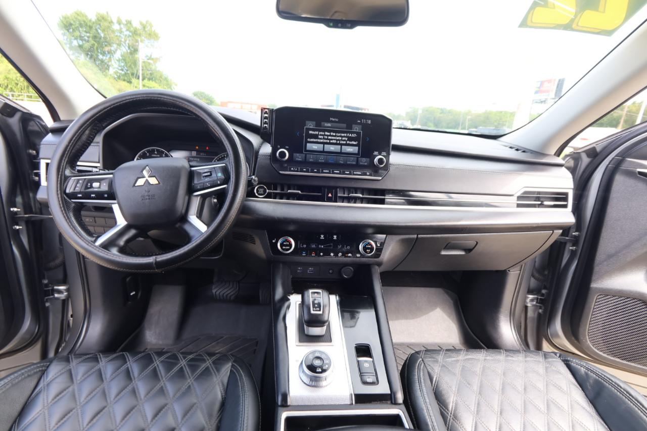 Mitsubishi Outlander SEL S-AWC 2022