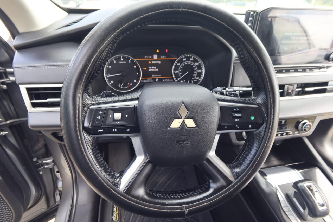 Mitsubishi Outlander SEL S-AWC 2022