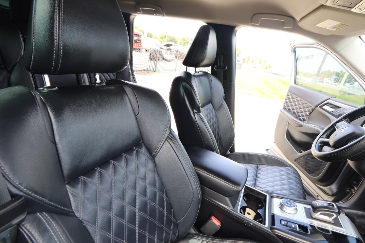 Mitsubishi Outlander SEL S-AWC 2022